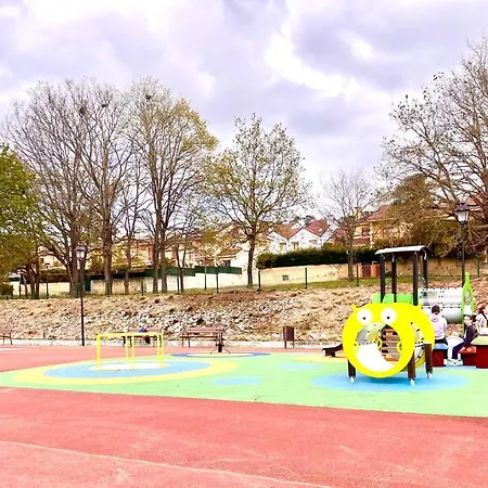 Sauces, Adosado A 10 Minutos De Oviedo Y 15 De Gijon *