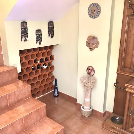 Sauces, Adosado A 10 Minutos De Oviedo Y 15 De Gijon