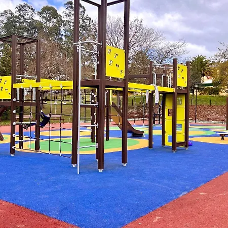 Sauces, Adosado A 10 Minutos De Oviedo Y 15 De Gijon Llanera (Asturias)