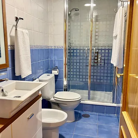 Prázdninový dům Sauces, Adosado A 10 Minutos De Oviedo Y 15 De Gijon *