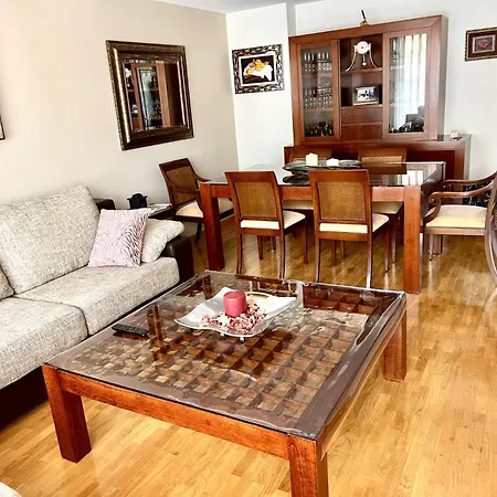 Ferienhaus Sauces, Adosado A 10 Minutos De Oviedo Y 15 De Gijon Llanera (Asturias)